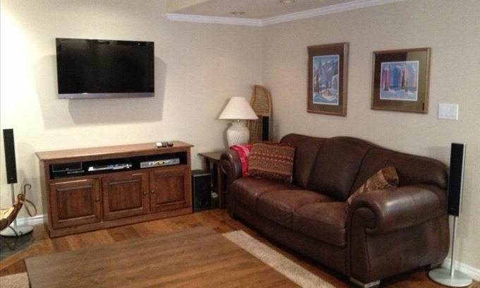 Big White Ski Resort Apartment | Ski in and Ski out , Great View of Telus Park