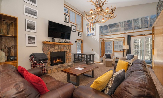Winter Park Condo | Ski-In/Out/2 King Suites + Sleeping Loft/Pool & Hot Tubs & private garage