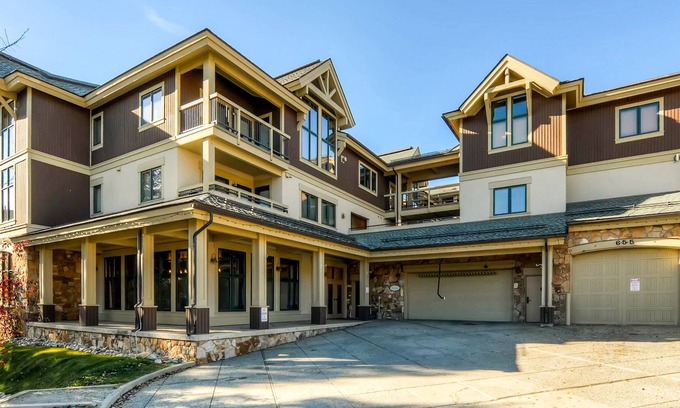 Four O'Clock Condo | Ski-in/out condo next to Snowflake Lift with fireplace, hot tubs, sauna & gym