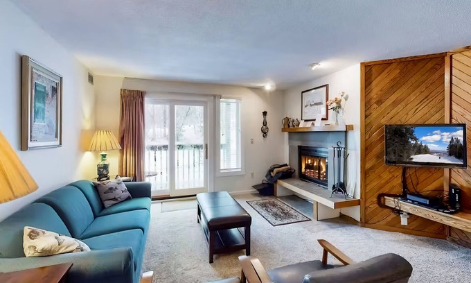 Ludlow Condo | Ski-In/Out condo with patio, mountain views, washer/dryer, & cable