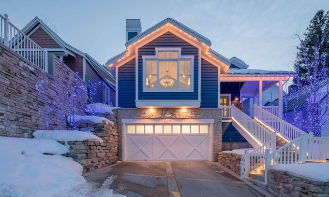 Downtown Park City House | Ski In/Out | Mountain Oasis | Private Hot Tub | Easy Walk to Main St
