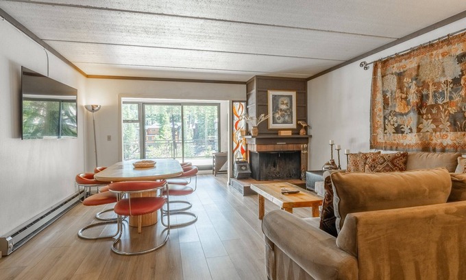 Mammoth Lakes Condo | SKI IN SKI OUT! 2 Bedroom 2 Baths 1849 Condos #109 Steps to Canyon Lodge Slps 5. Mountain Views!