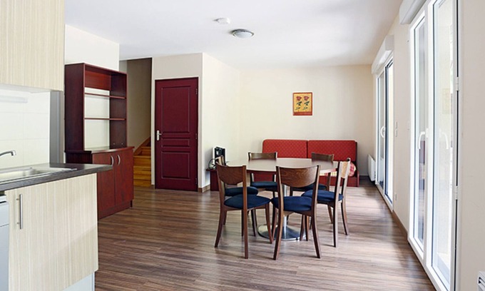 Peyragudes Apartment | Ski-In/Ski-Out Apartment | 6 Guests | Mountain Views | Parking + Spa Access