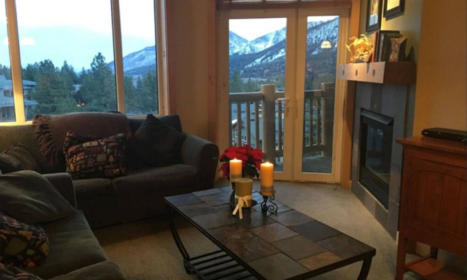 Mammoth Lakes Condo | Ski-in/Ski-out Condo, 1 Bdr. Incredible mountain views Special Hike bike fishing