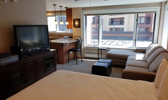 Peak 9 Condo | Ski-in/Ski-out Condo, Peak 9 Inn, Village at Breck, King bed, Pool/Hot Tubs!