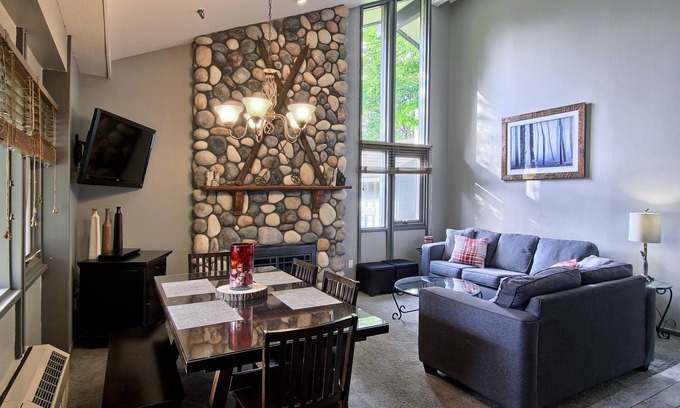 Boyne Falls Condo | Ski in/Ski out Condo at the base of Boyne Mountain-Sleeps 12