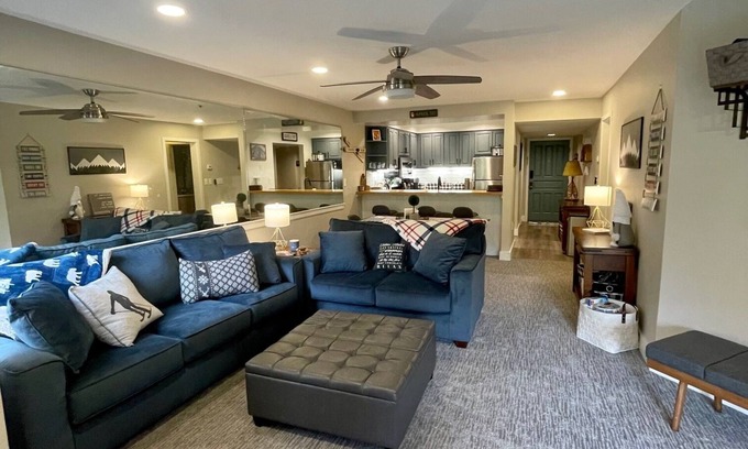 Stratton Mountain Condo | Ski in/ski out condo at base of Stratton village
