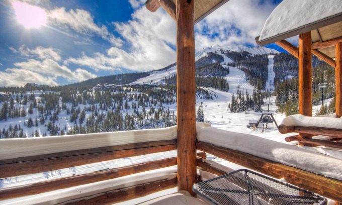 Saddle Ridge House | Ski-in/ski-out Moonlight Basin home w/private hot tub - Saddle Ridge - Iron Horse Haven Chalet