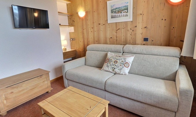 Meribel-Mottaret Apartment | Ski-in/ski-out studio, near shops, pets allowed