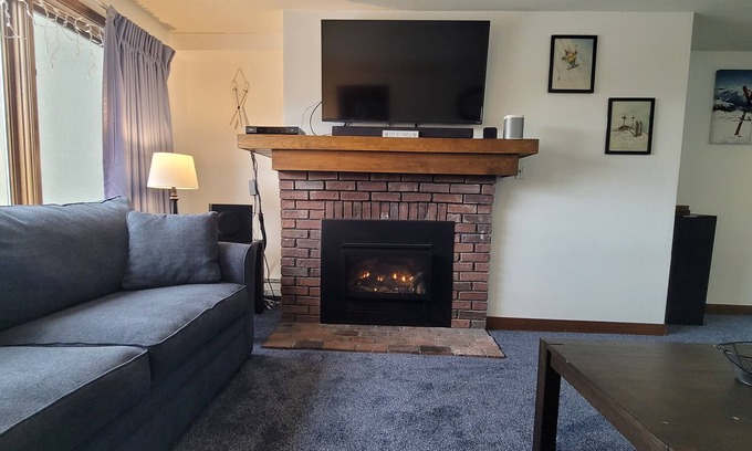 Central Vermont- Killington Condo | Ski In/Ski Out, Sunrise Killington 1BR, 2 pull-outs, 1Q/1F smart condo w/views