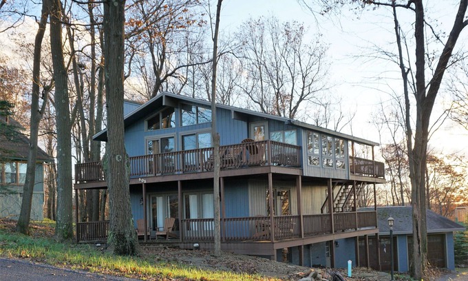 Hidden Valley House | Ski in Ski out to a beginner slope.
