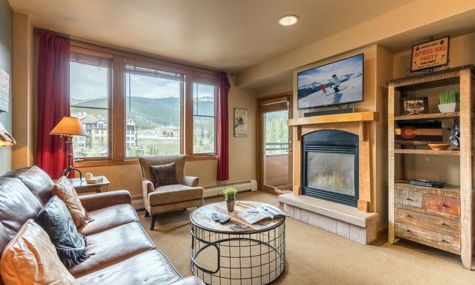 Winter Park Condo | ✲ Ski In/Ski Out | Zephyr Mountain Lodge 2413 | Updated Condo | Views of Divide
