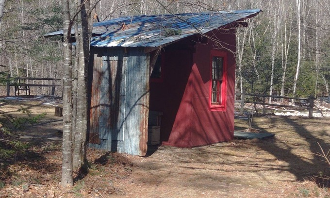Warren Cabin | Skiers Favorite Studio