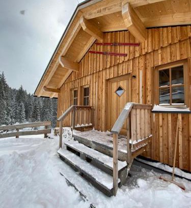 Lachtal Ski Chalet | Skihütte