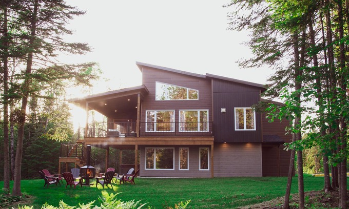 Saint Come Ski Chalet | Skiing & Waterfront