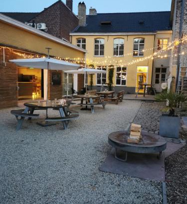 Poperinge Apartment | Skindles Guesthouse