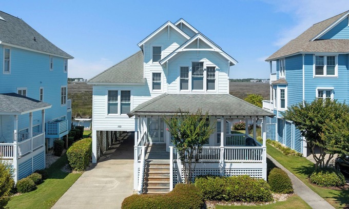 Manteo House | Skippers Landing: Canalfront | Private Boat Slip