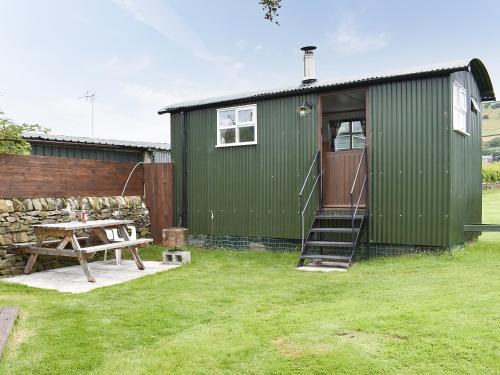 Cononley House | Skipton Shepherd's Hut - Dales View