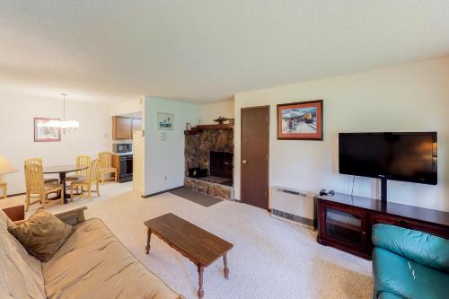 Alyeska Apartment | Skiview #103