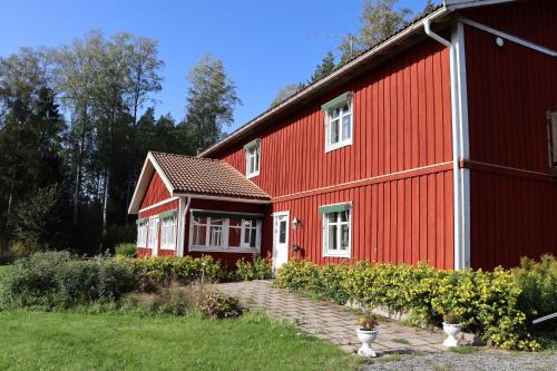 Bredsjo House | Skogsbrynet B&B, Bredsjö Nya Herrgård