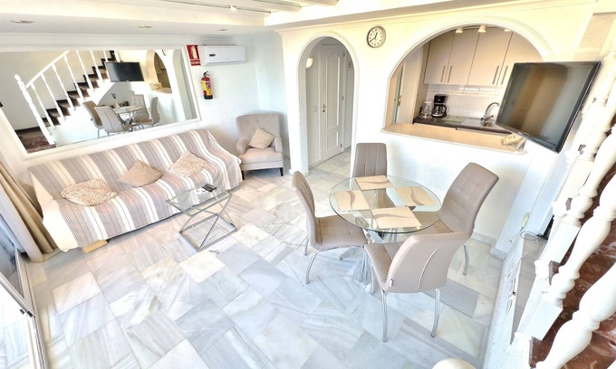Golden Mile Apartment | Skol 706 - Lovely 2-Bedroom Apartment For Rent in Skol Marbella