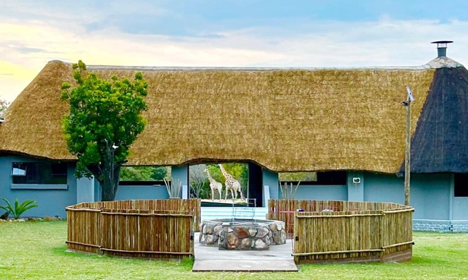 Lephalale Apartment | Skurwebank Lodge