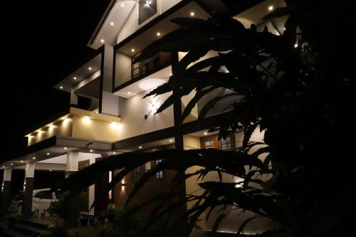 Udumbanchola Villa | Sky Bloom home stay