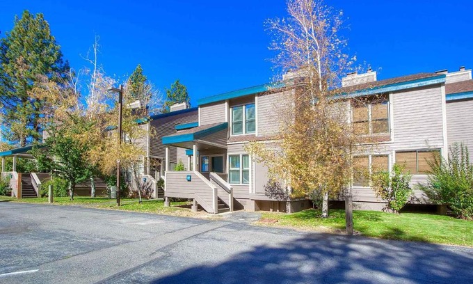 South Lake Tahoe House | Sky Lake Splendor by Lake Tahoe Accommodations