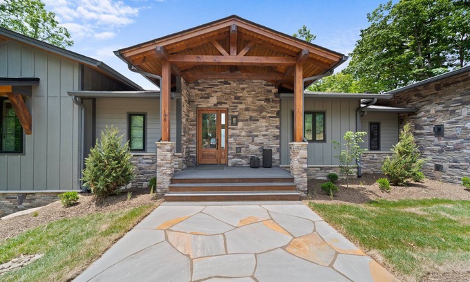Boone House | Sky's the Limit at Blue Ridge Mountain Club -community amenities