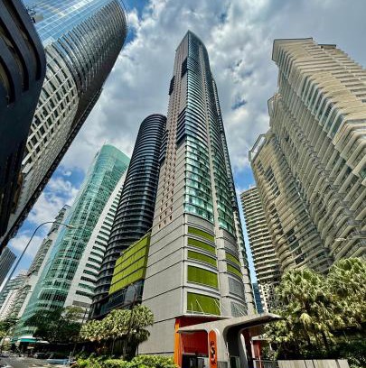 Kuala Lumpur City Centre Apartment | Sky suites klcc by homestay