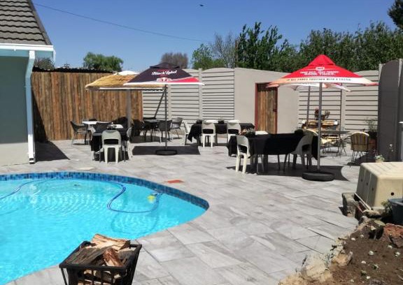 Harrismith Bed & Breakfast | Skylight Lodge