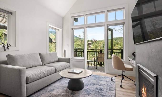 Snowmass Village Condo | Skyline Loft: Reimagined Snowmass Luxury