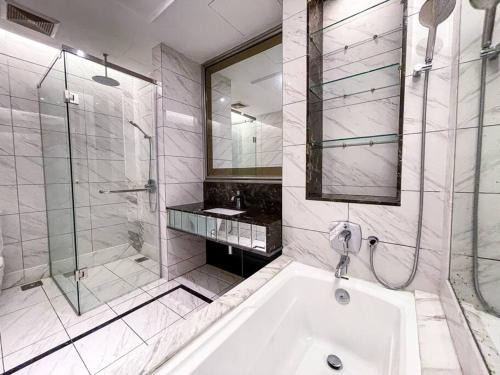 Sri Hartamas Apartment | Skypool Couple Suite in Sri Hartamas KL