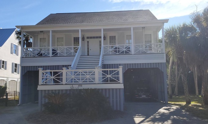Edisto Island House | SkyRae Sunrise - Beautiful Family Oriented 6 Bedroom 5.5 Bath 3rd Row Home