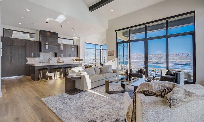 Park City House | Skyridge Estate - Deer Valley Skiing - Private Hot Tub
