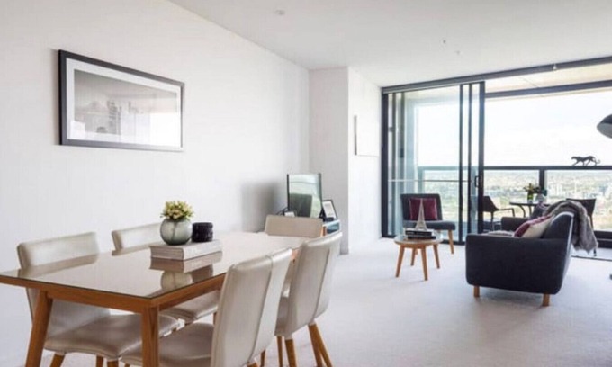 Brisbane Central Business District Apartment | Skytower 1901 · L19 Spacious Apt, Wi-Fi, Parking