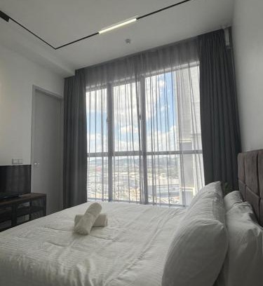 Bukit Indah Apartment | Skytrees Comfort Room With Simple Design Concept