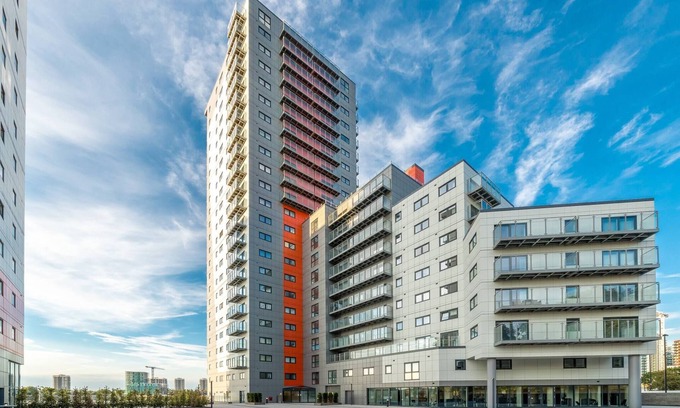 Woolwich Riverside Apartment | Skyvillion - River View Mins To O2 & London Excel