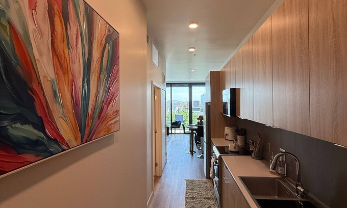 Rio Grande Apartment | SLC Studio near the Best restaurants in town!