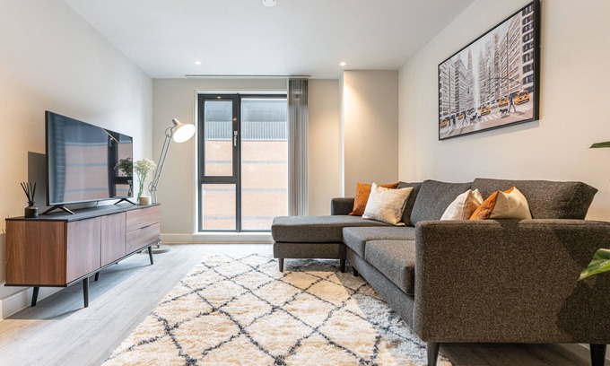 The Westside Apartment | Sleek City Retreat - 2Bed2Bath at St Martins Place
