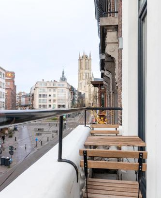 Ghent City Centre Apartment | Sleek City Stays - Urban Elegance in the Heart of Gent