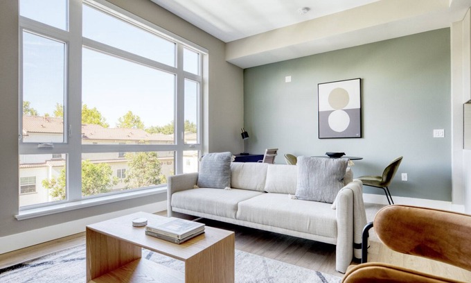 Sunnyvale West Apartment | Sleek Mountain View Studio w/W/D, Pool & Gym, nr tech HQs, by Blueground