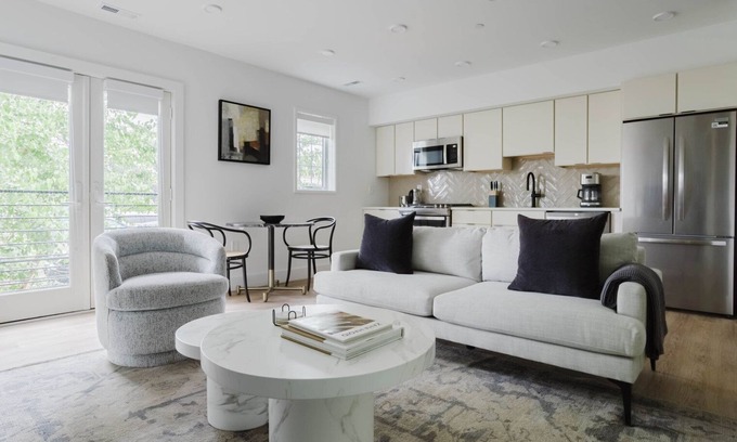 Navy Yard Apartment | Sleek Navy Yard 1BR w/W/D, near Dining, Bars & Nightlife, by Blueground