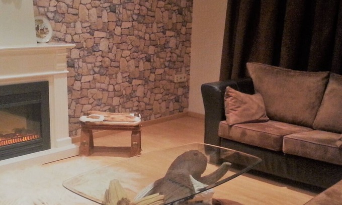 Surwold Apartment | Sleep in a cozy farmhouse guest house