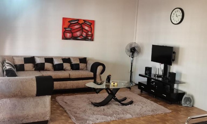 Stilfontein Apartment | Sleep Tight Overnight