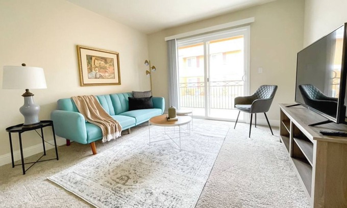 Oklahoma City Apartment | Sleepover: Plush 1BD/1BA + Gym & Pool - OKCn
