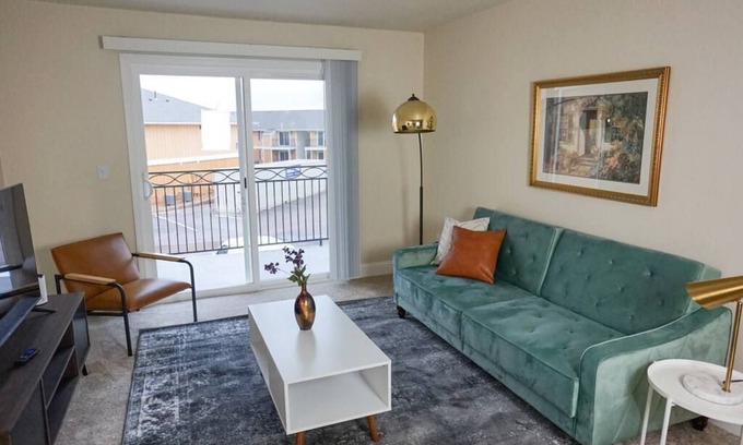 Oklahoma City Apartment | Sleepover: Upscale 1BD/1BA +Balcony - OKCn