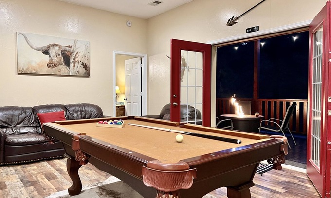Alto House | Sleeps 10, 5BD, 4BT, HOT Tub, Pool Table, Near Winter Park & Ski