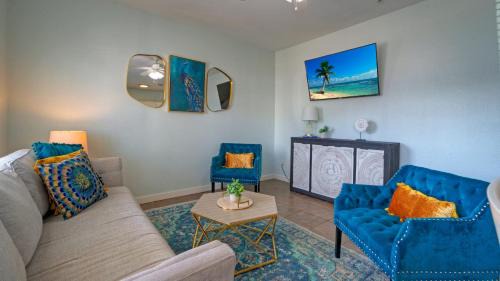 Port Aransas House | Sleeps 24 4 Costa Bahia Units w Pool Beach Access
