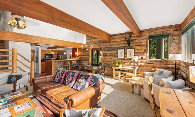 Crested Butte Condo | Sleeps 6, charming condo in Mt. Crested Butte